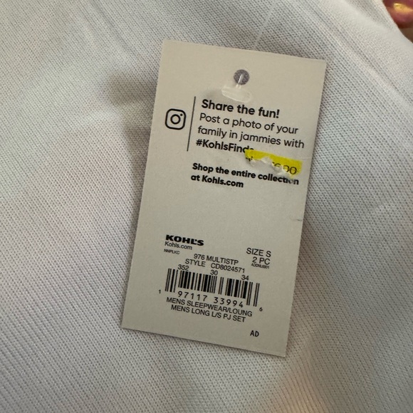 Jammies for the family   Papa Elf - Picture 3 of 5